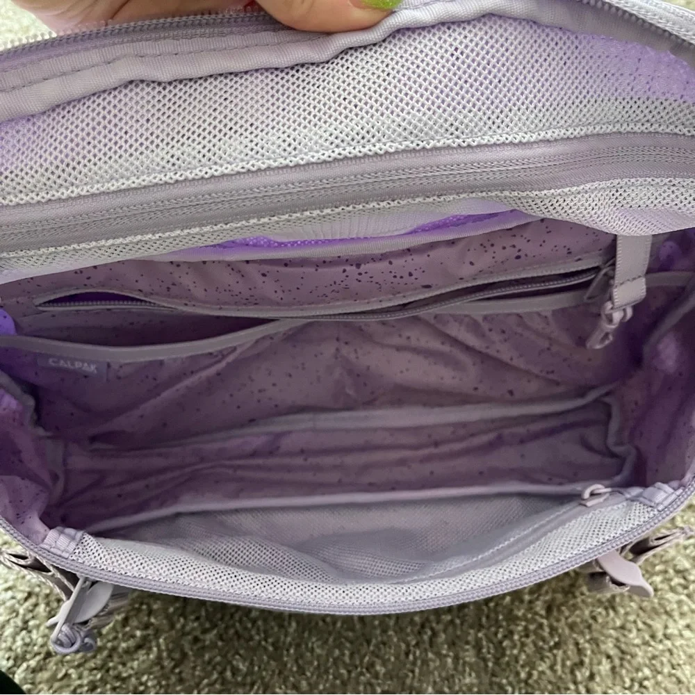 NWOT Calpak Terra Sling Bag in Amethyst - Picture 7 of 12